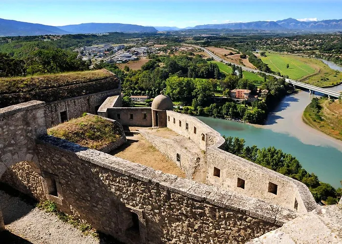 Apartment Le De La Baume